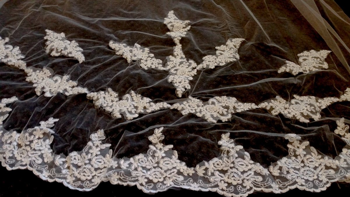 Ladies 1 tier White Cathedral tulle with lace bridal Veil - Julie Herbert Millinery Bridal