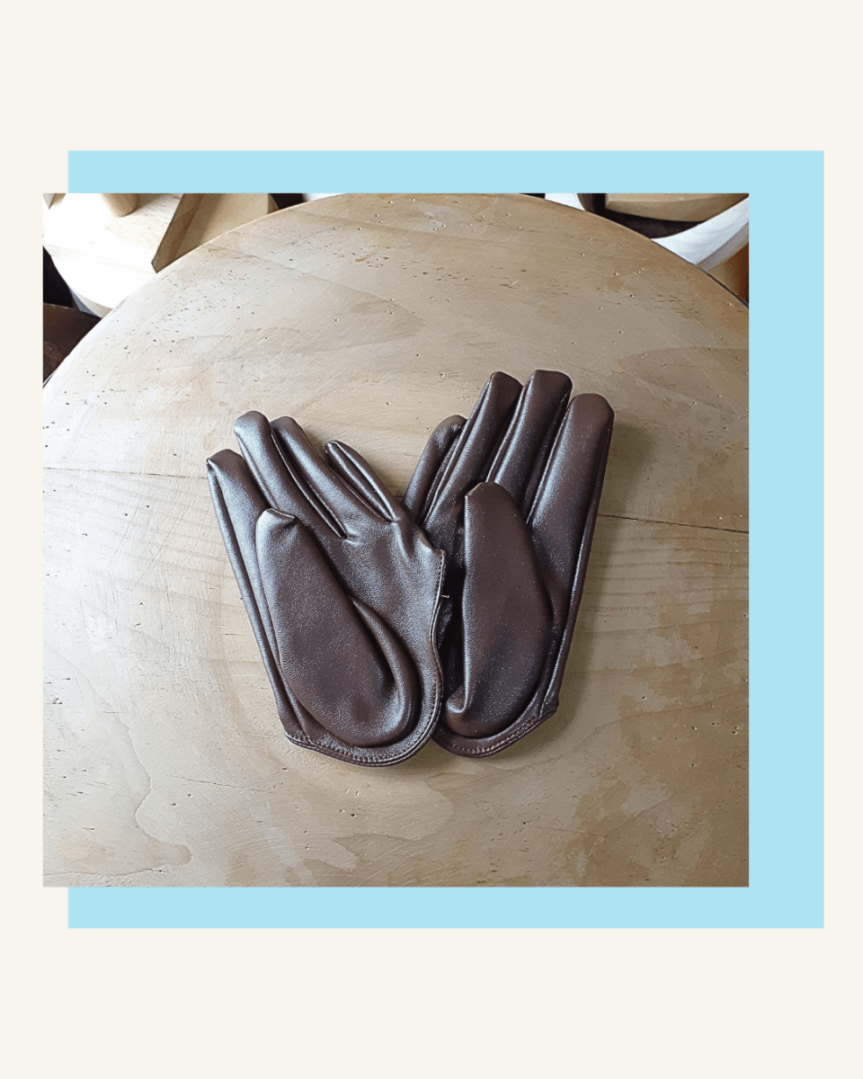 Gloves - Julie Herbert Millinery